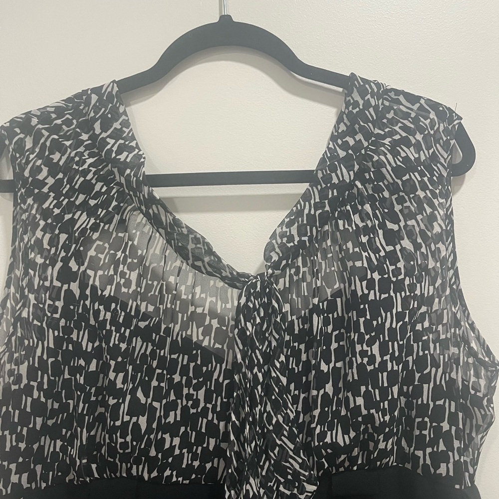 Black and white Tahari dress - Picture 11 of 11